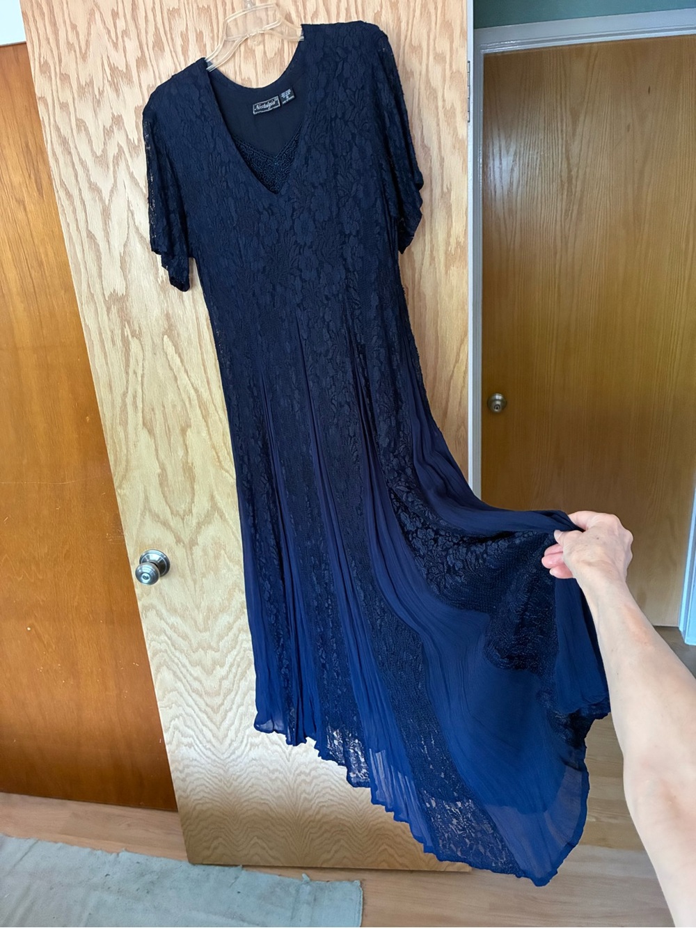 Vintage Nostalgia Navy Lace V-Neck Maxi Dress